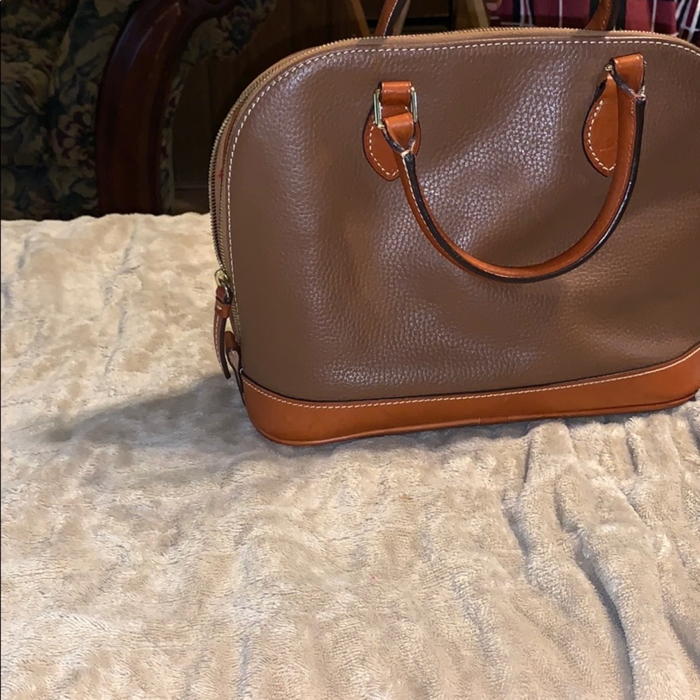 Purse - Picture 2 of 3